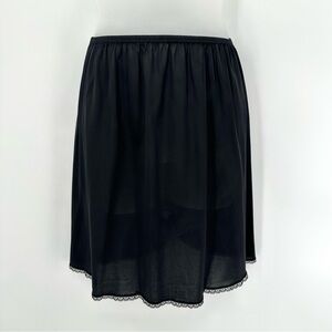 VASSARETTE Half Slip Womens S Black Nylon Lace Trim Elastic 18" Lingerie READ